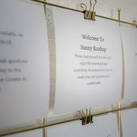 Апартаменты Sunny Rooftop *