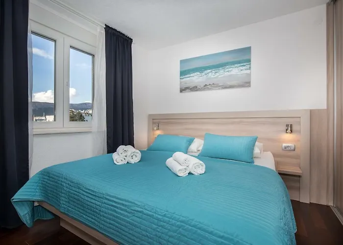 Sunny Rooftop Appartement Split