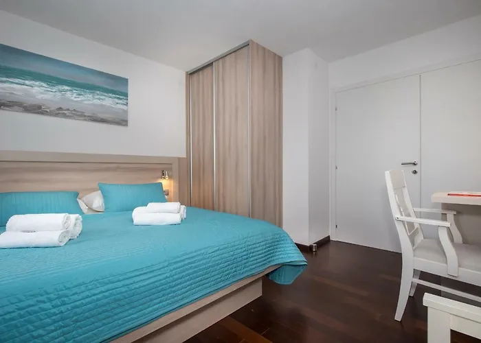 Sunny Rooftop Appartement Split