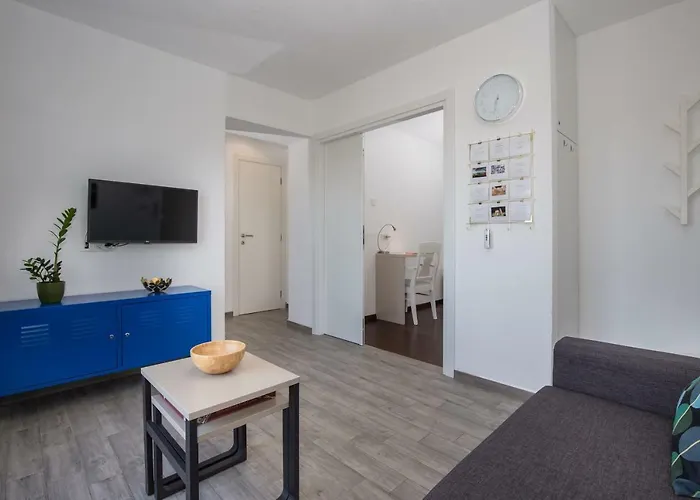 Sunny Rooftop Appartement Split